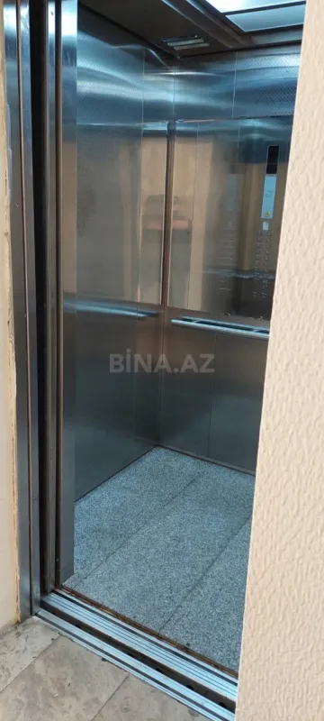 Satılır 3 otaqlı mənzil 101 m²