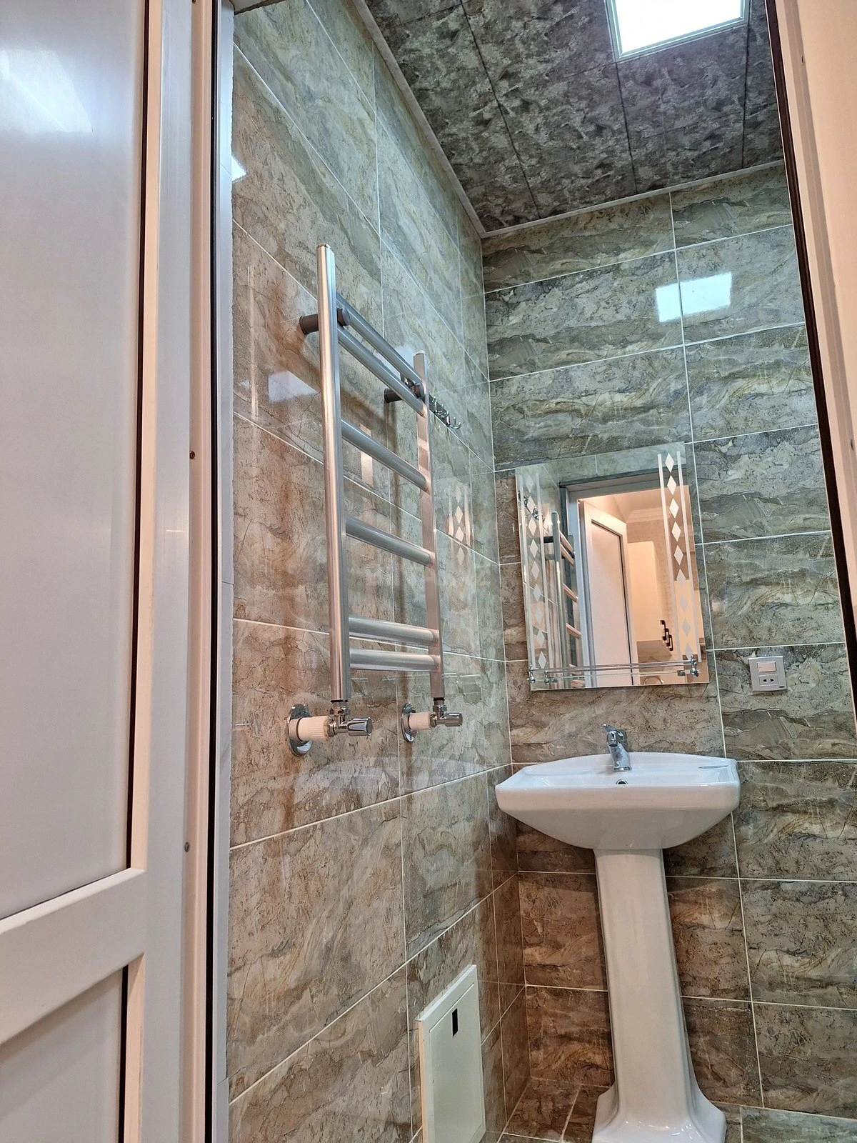 Satılır 3 otaqlı mənzil 60 m²