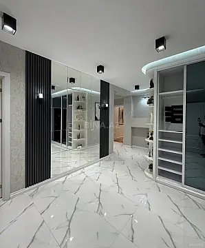 Satılır 3 otaqlı mənzil 127 m²