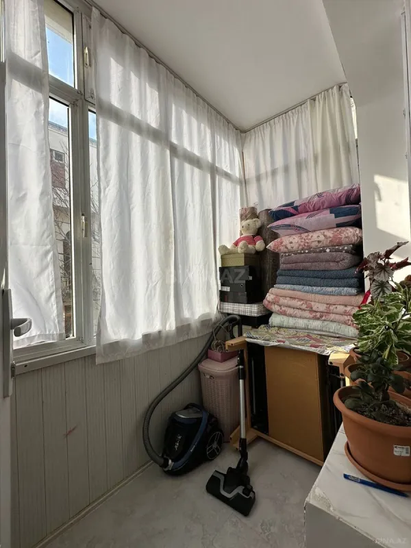 Satılır 3 otaqlı mənzil 70 m²