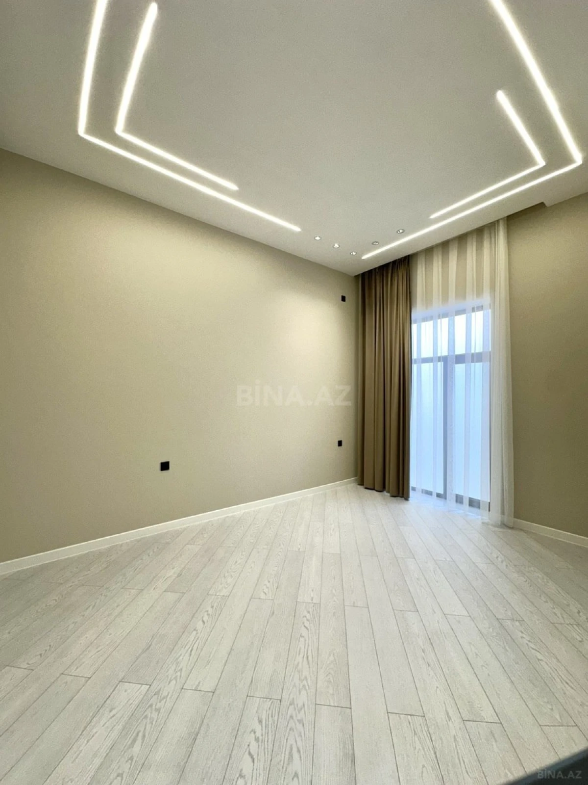 Satılır 4 otaqlı həyət evi 150 m²