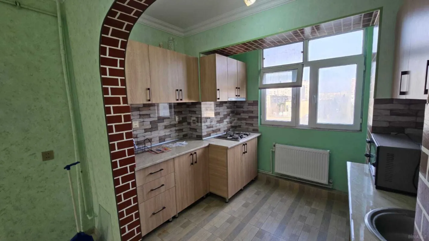 Satılır 2 otaqlı mənzil 65 m²