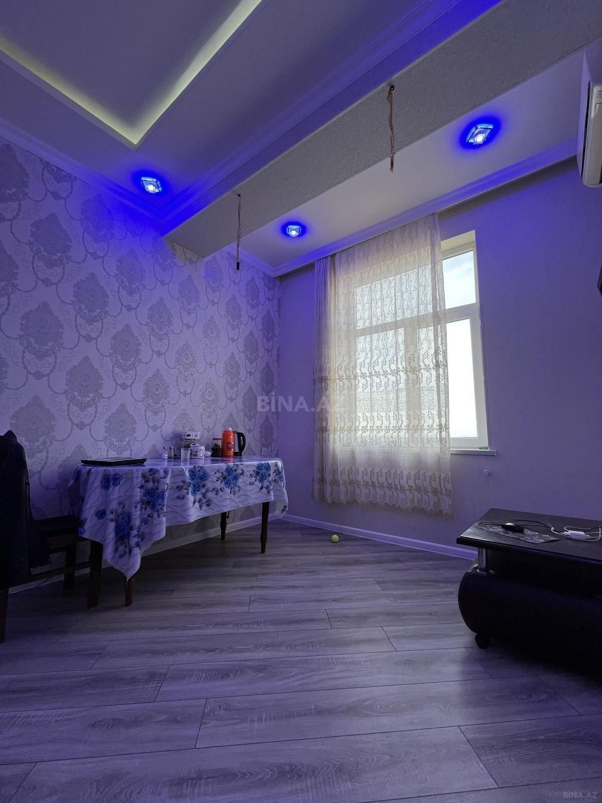 Satılır 2 otaqlı mənzil 53 m²