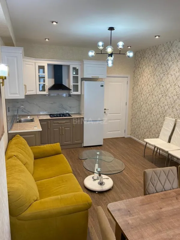 Kirayə verilir 2 otaqlı mənzil 65 m²