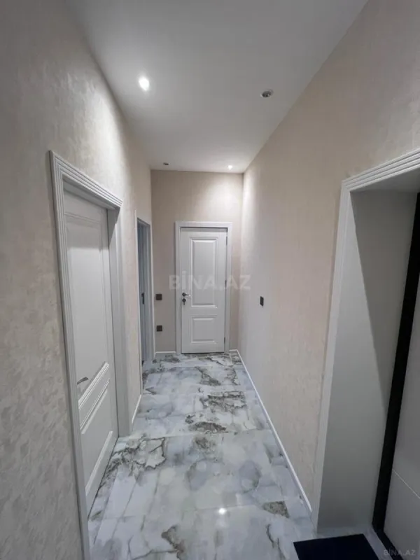 Kirayə verilir 2 otaqlı mənzil 65 m²