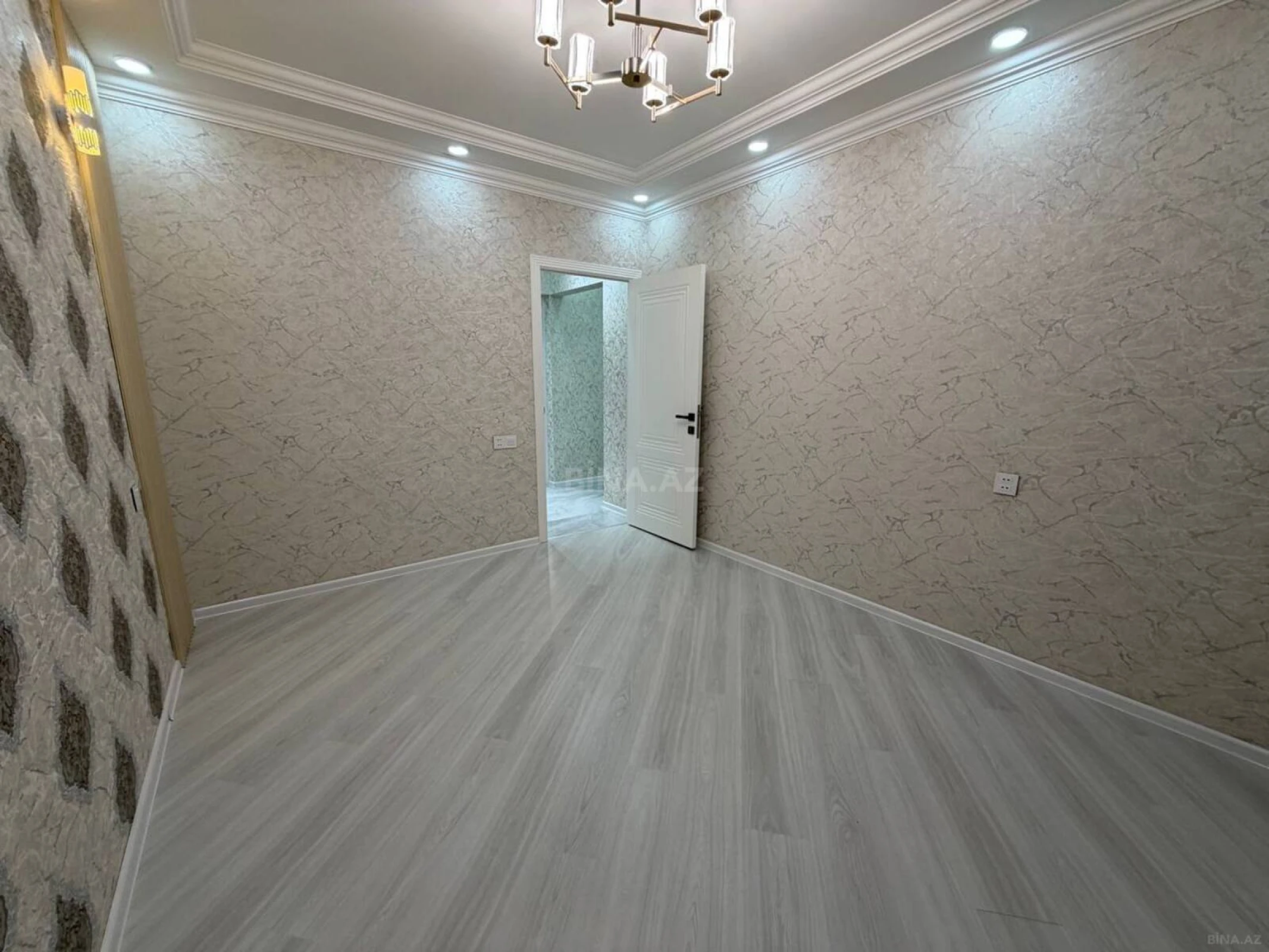 Satılır 3 otaqlı mənzil 80 m²
