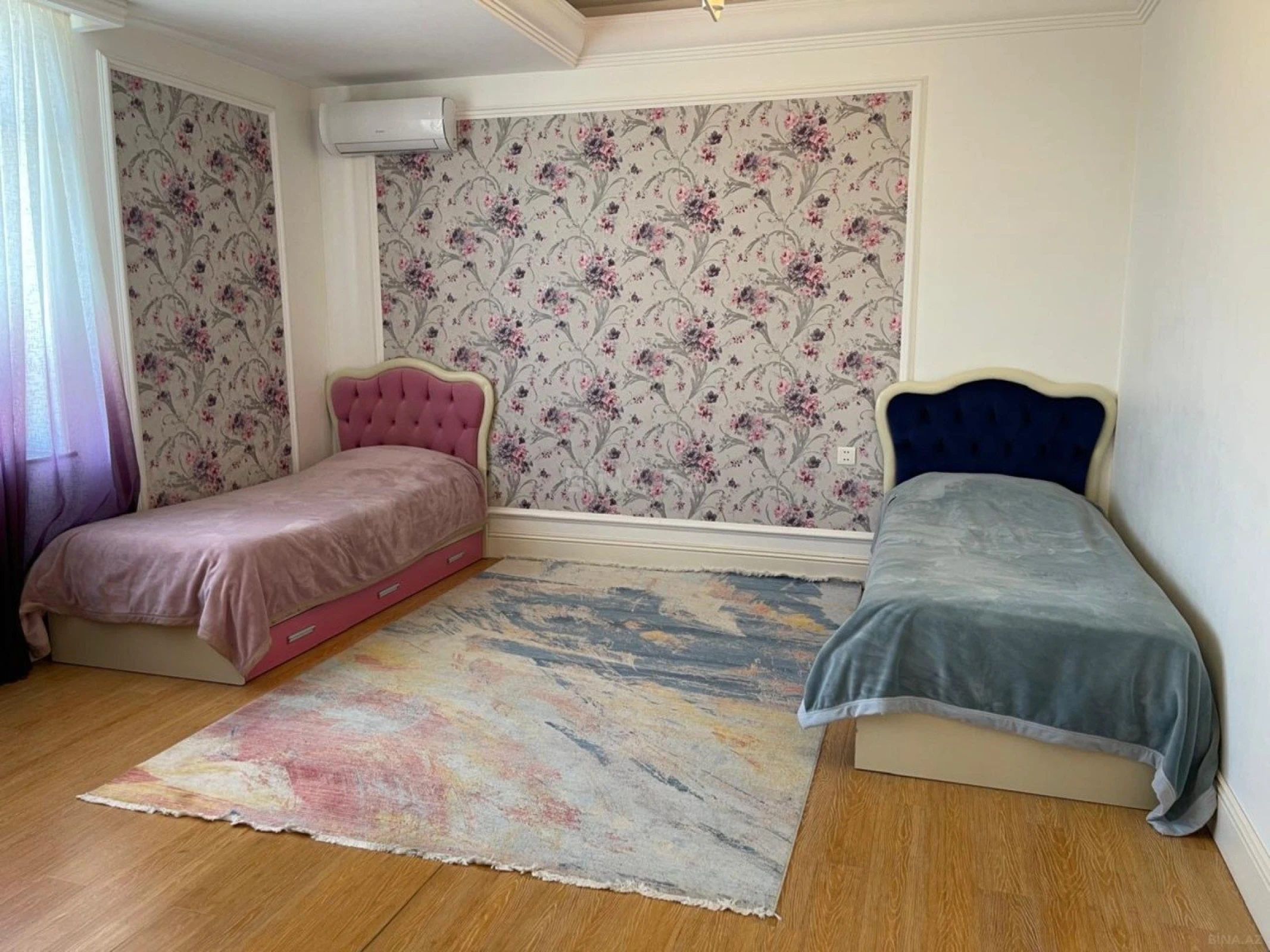 Satılır 3 otaqlı mənzil 138 m²