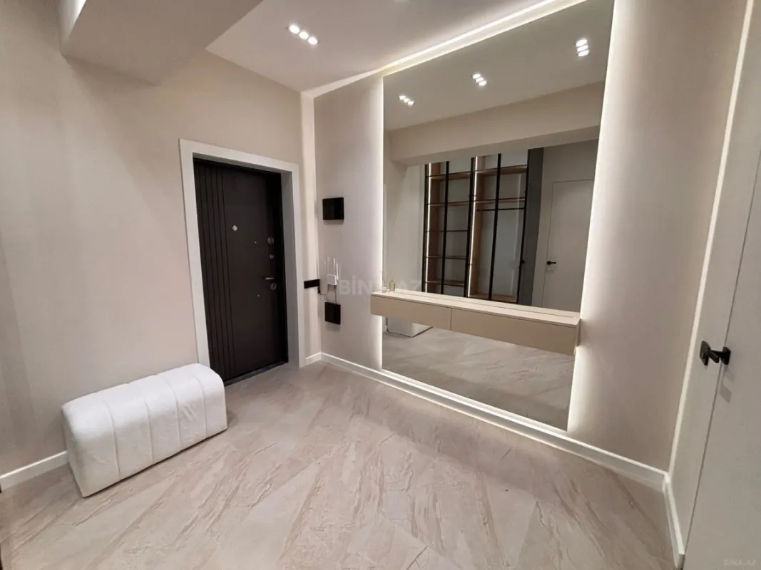 Kirayə verilir 2 otaqlı mənzil 75 m²