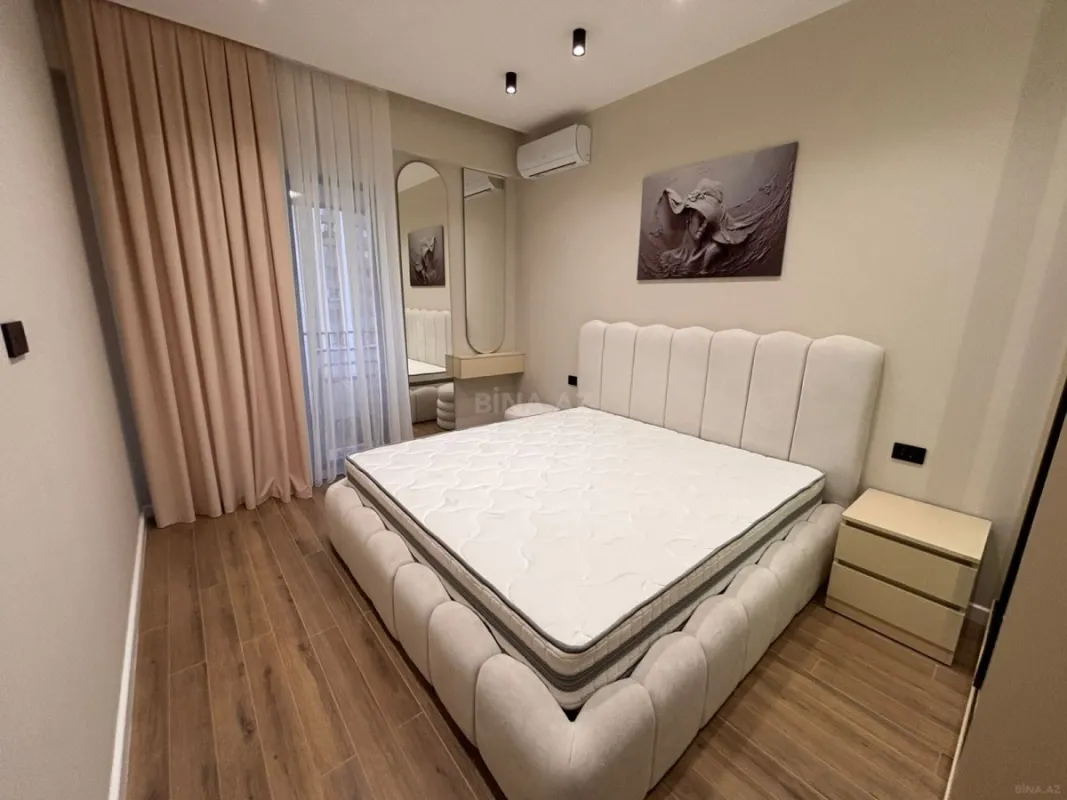 Kirayə verilir 2 otaqlı mənzil 75 m²