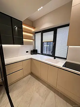 Kirayə verilir 2 otaqlı mənzil 75 m²