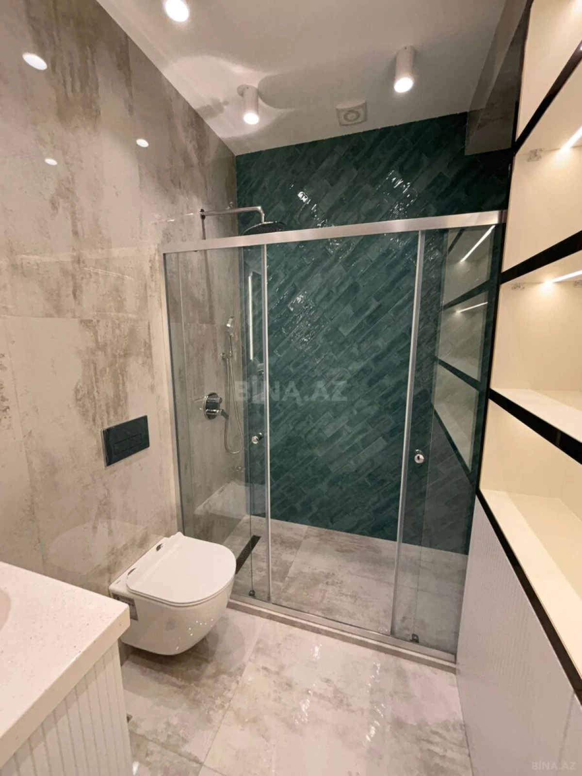 Kirayə verilir 2 otaqlı mənzil 75 m²