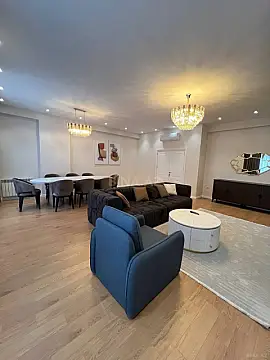 Kirayə verilir 3 otaqlı mənzil 170 m² — Bakı, Nizami 3 otaq 170.00 m²