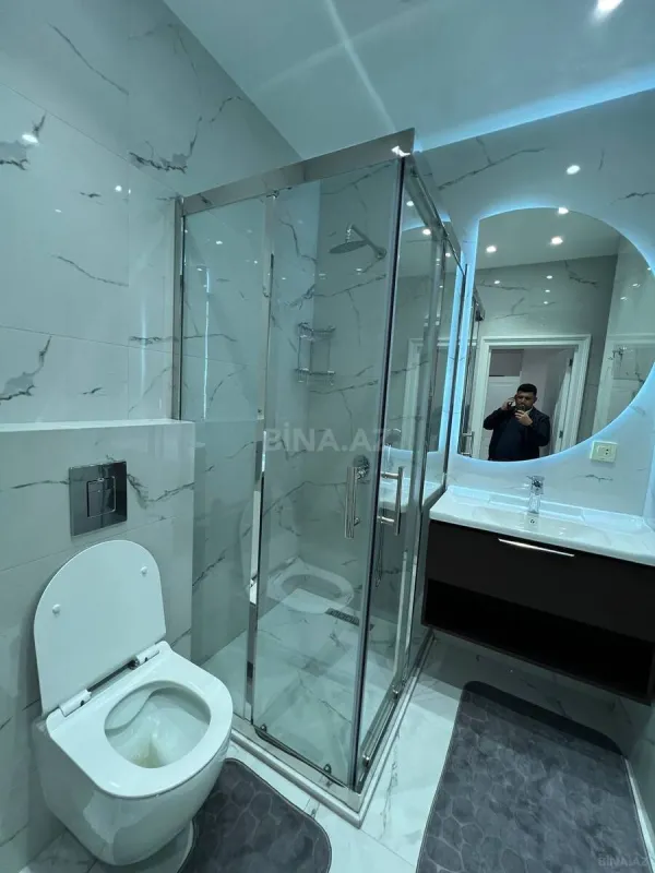 Kirayə verilir 3 otaqlı mənzil 170 m²