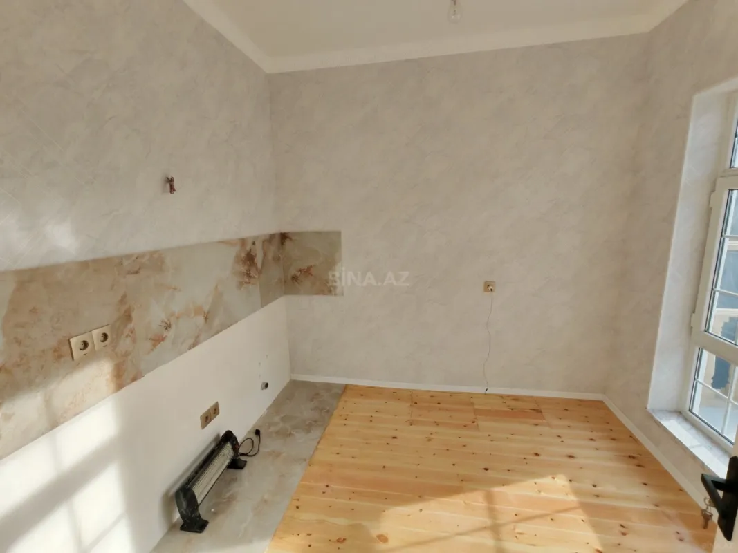 Satılır 3 otaqlı həyət evi 100 m²