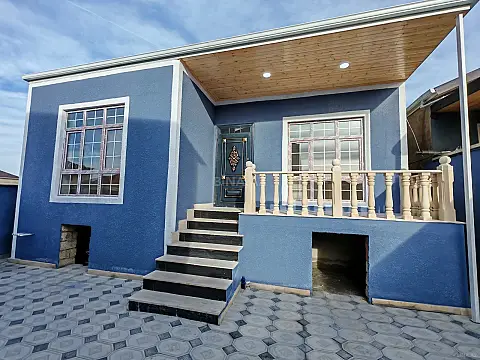 Satılır 3 otaqlı həyət evi 100 m²