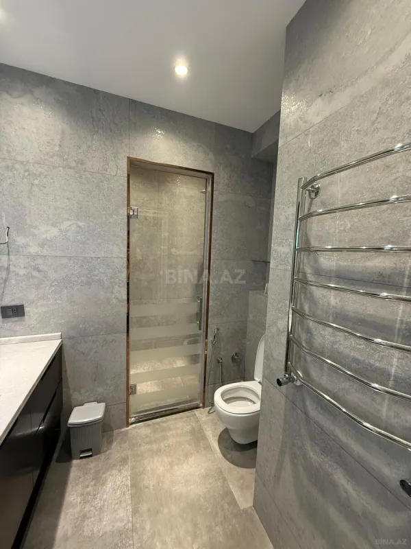 Satılır 3 otaqlı mənzil 103.5 m²