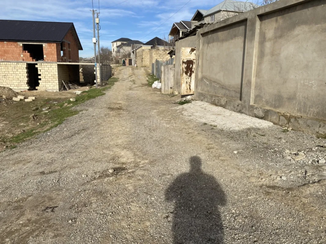 Satılır torpaq sahəsi 2 m²