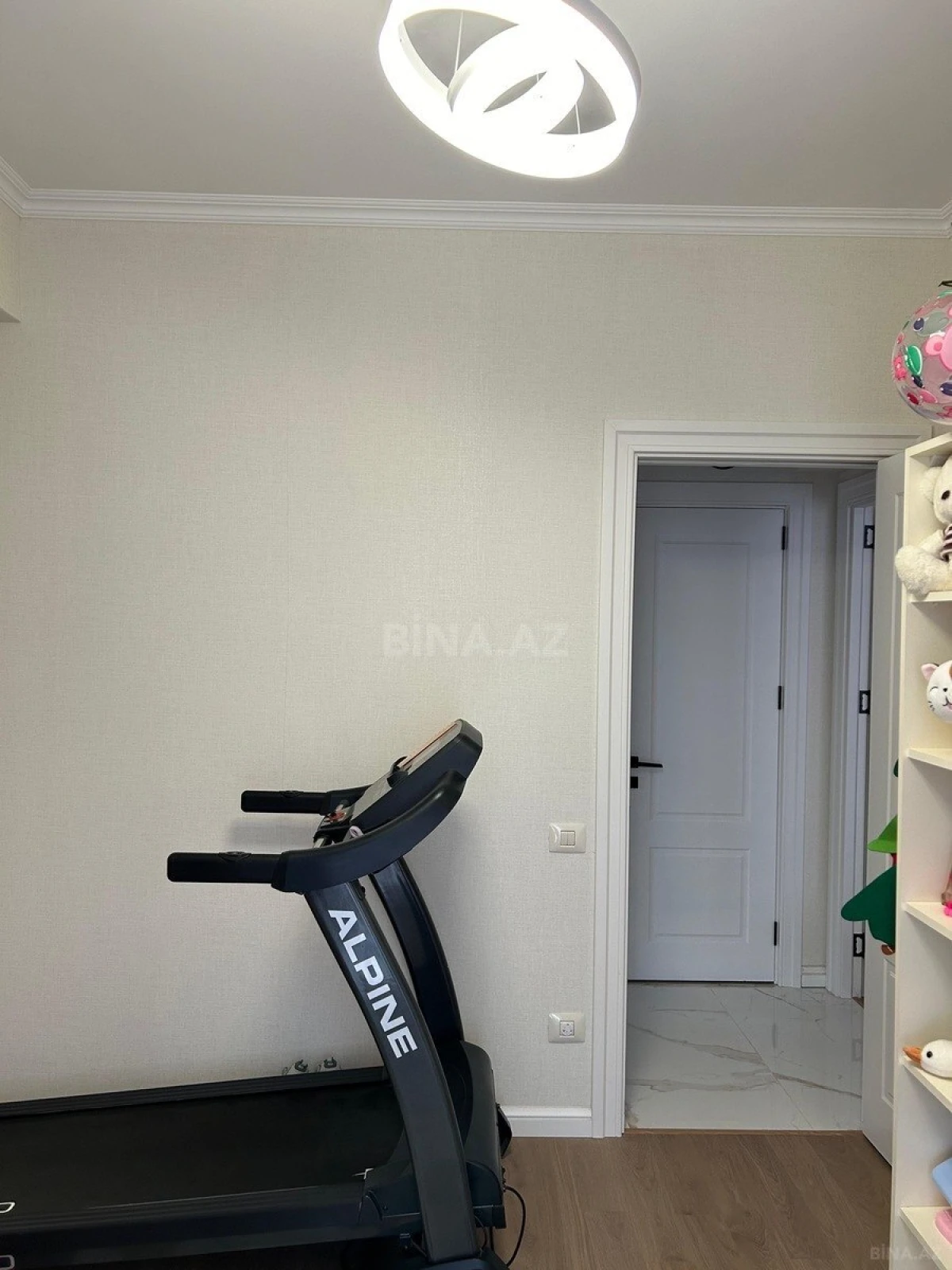 Satılır 3 otaqlı mənzil 85.7 m²