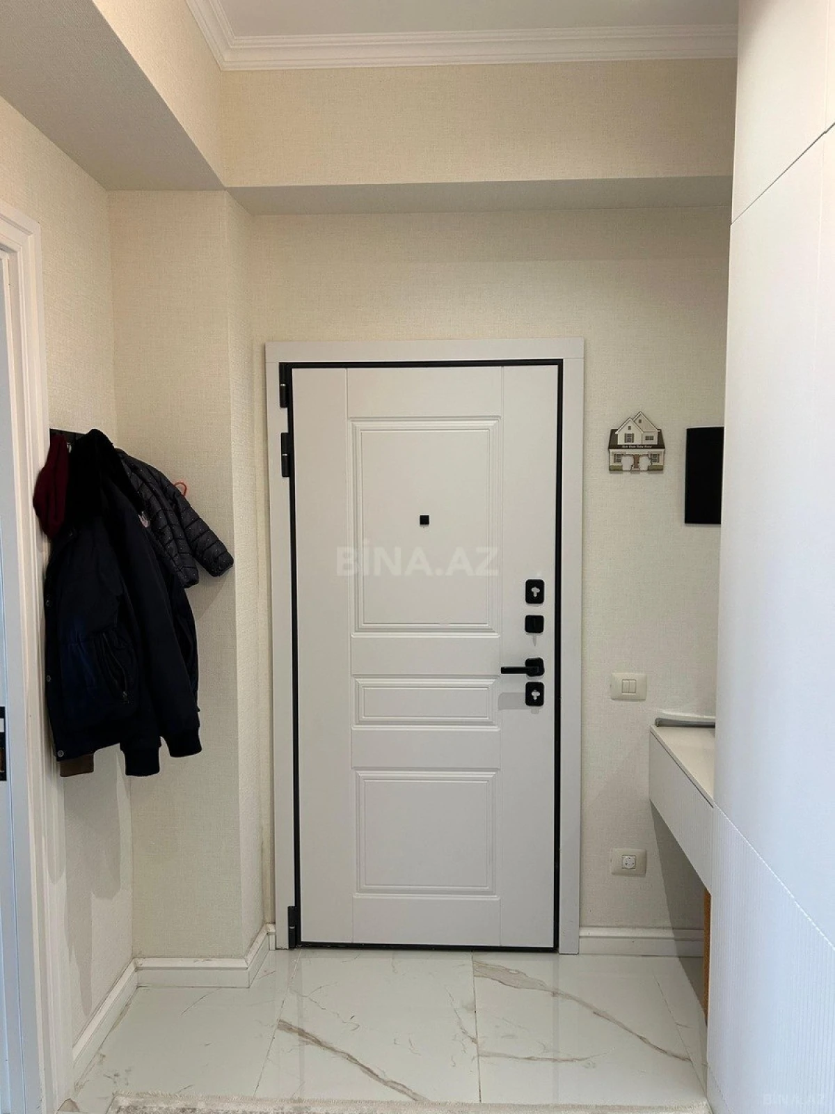 Satılır 3 otaqlı mənzil 85.7 m²