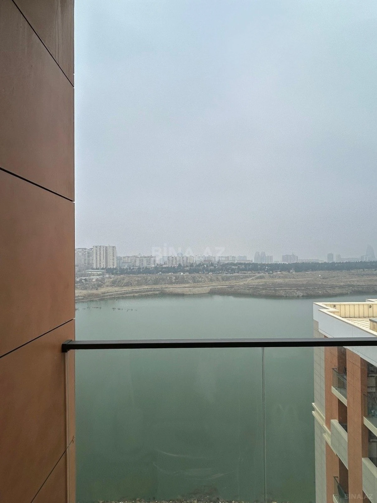 Satılır 3 otaqlı mənzil 85.7 m²