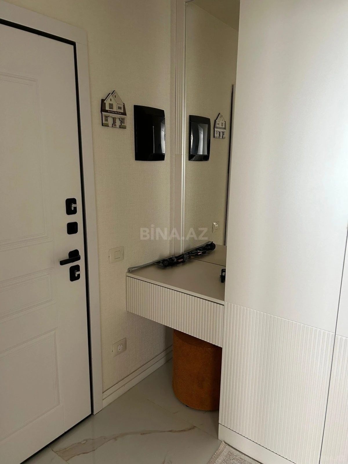 Satılır 3 otaqlı mənzil 85.7 m²