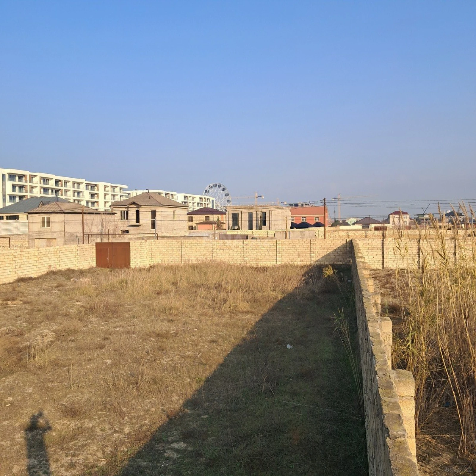 Satılır torpaq sahəsi 12 m²