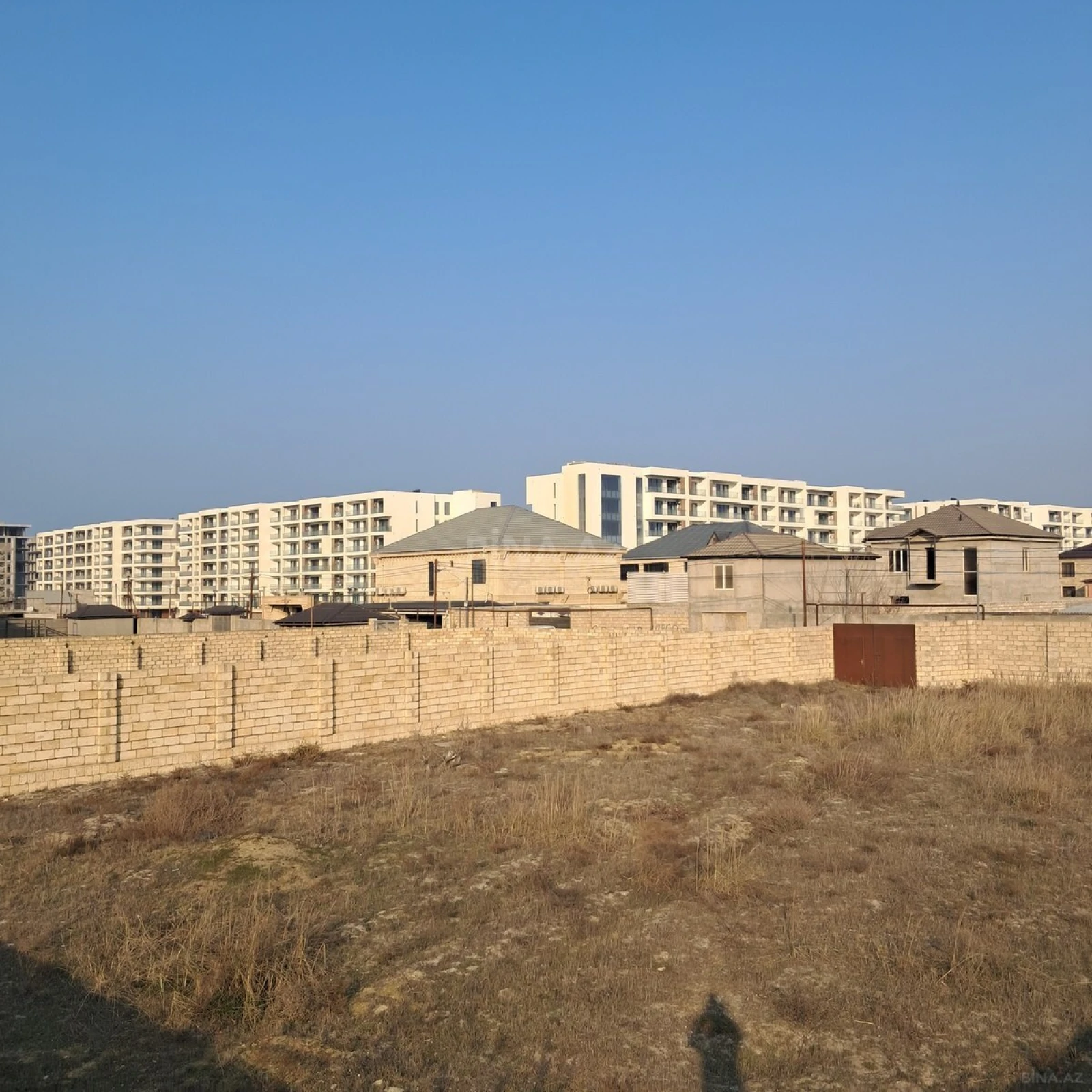 Satılır torpaq sahəsi 12 m²