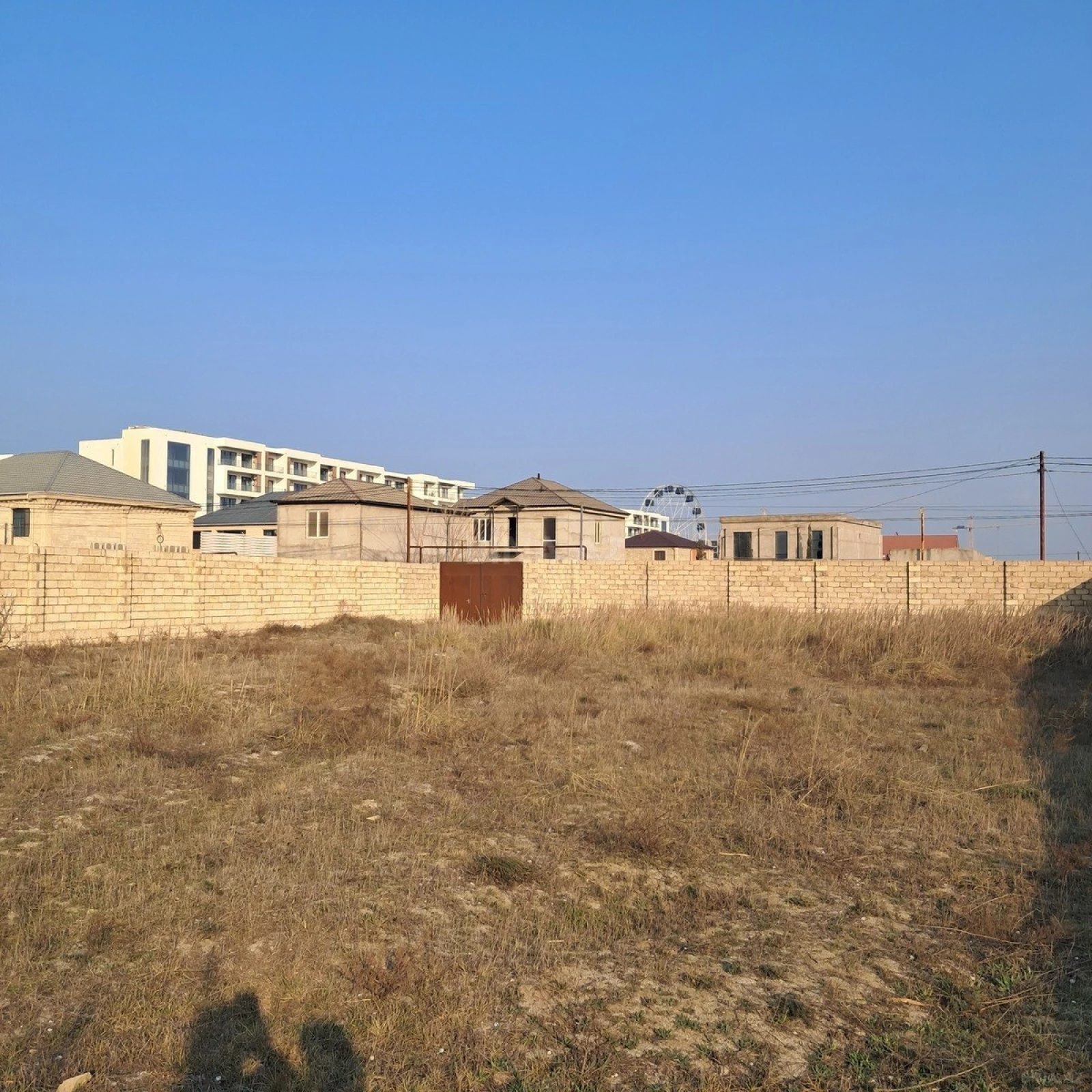 Satılır torpaq sahəsi 12 m²