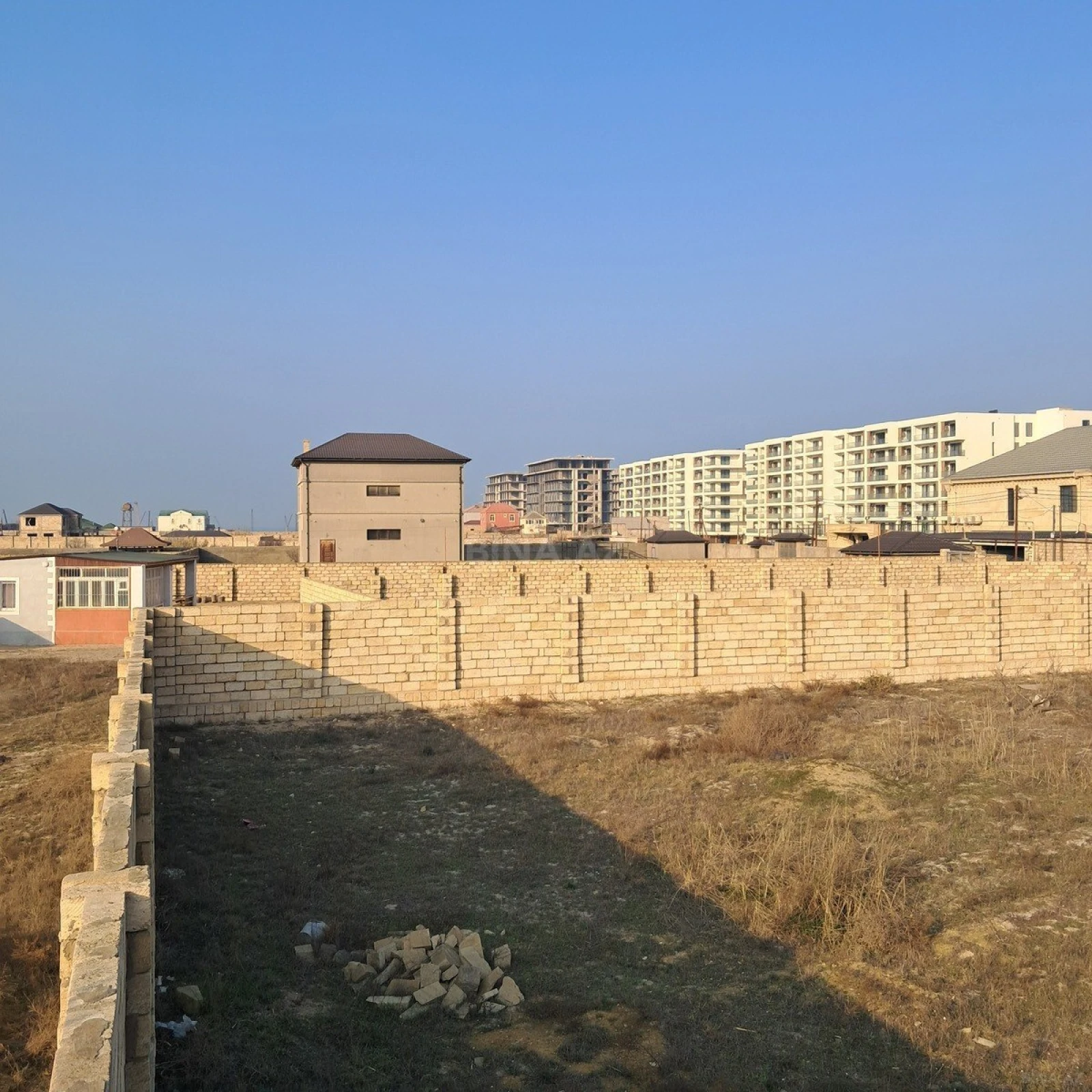 Satılır torpaq sahəsi 12 m²