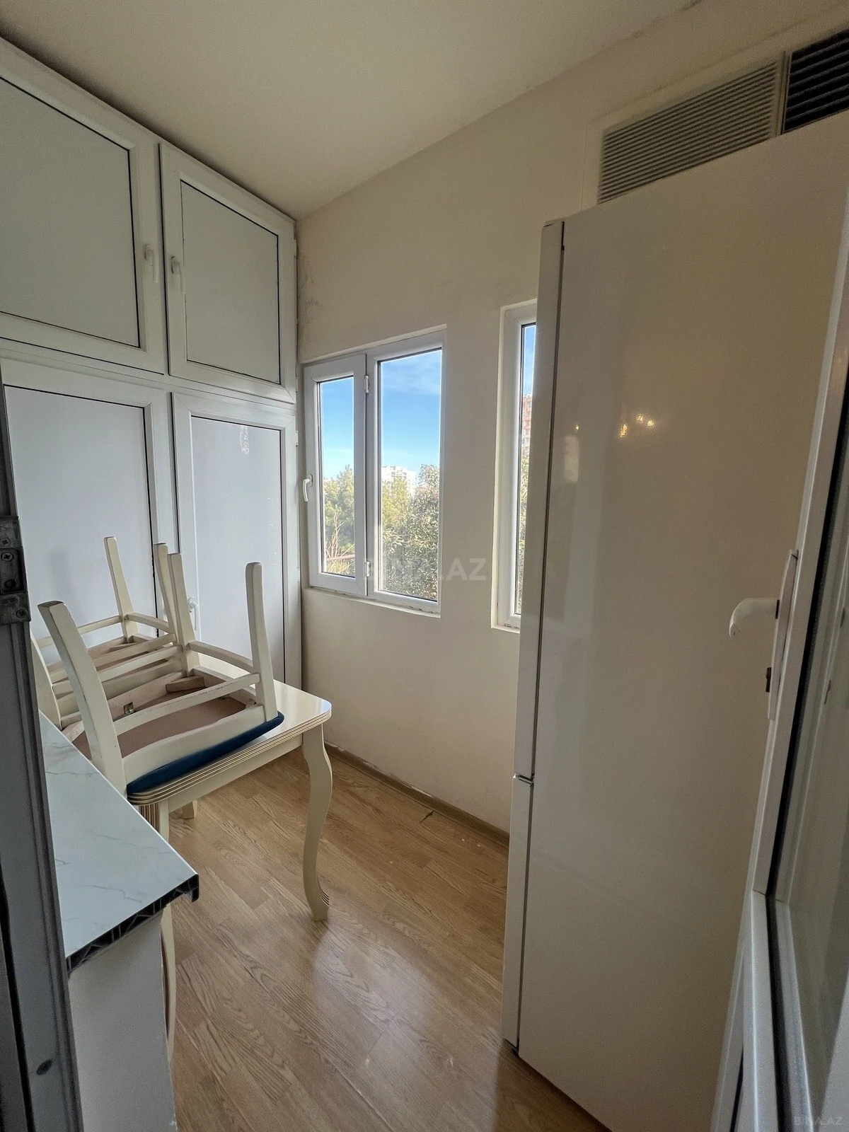 Satılır 2 otaqlı mənzil 58 m²