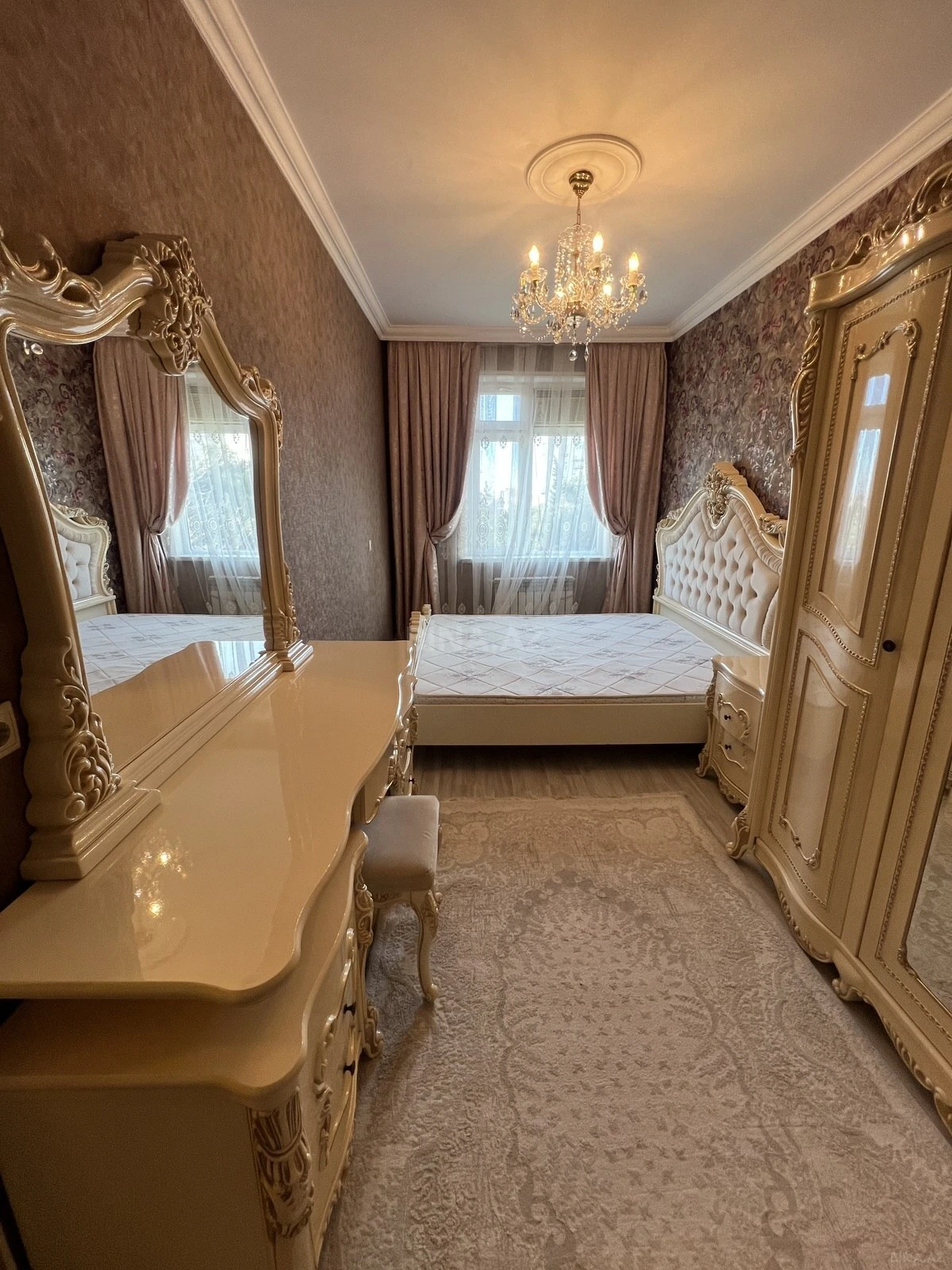 Satılır 2 otaqlı mənzil 58 m²