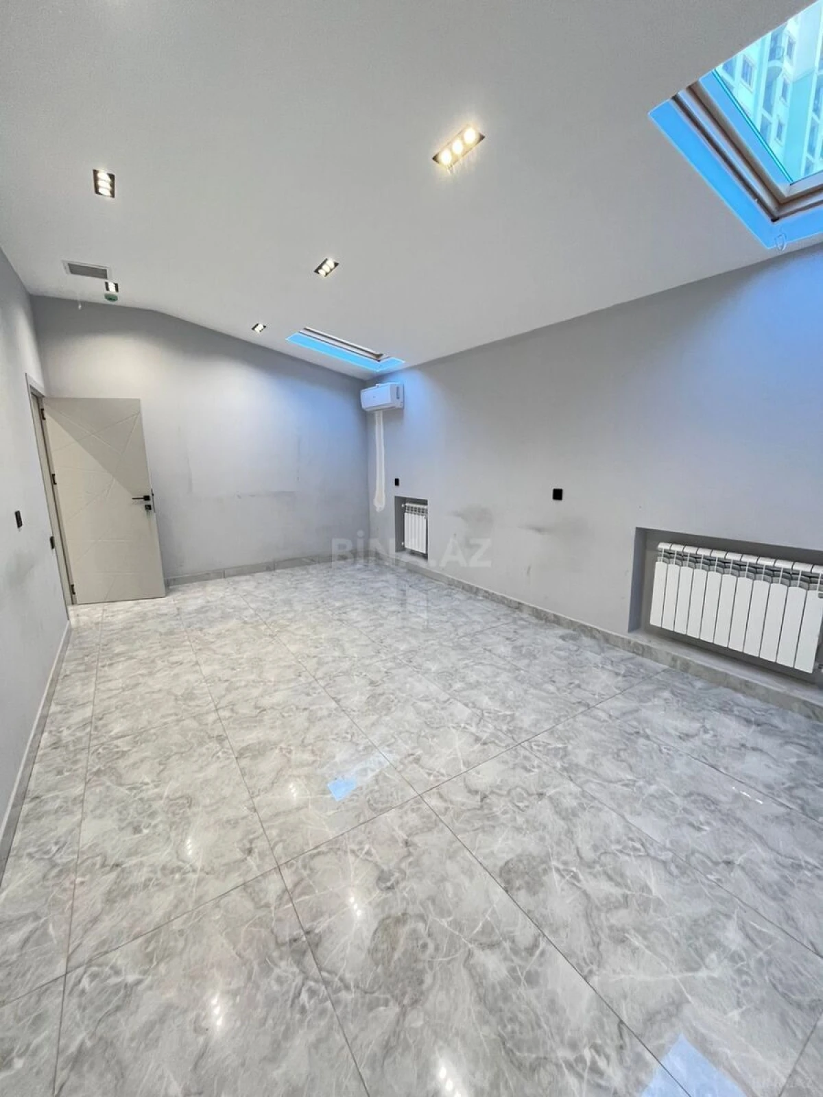 Kirayə verilir 1 otaqlı ofis 20 m²