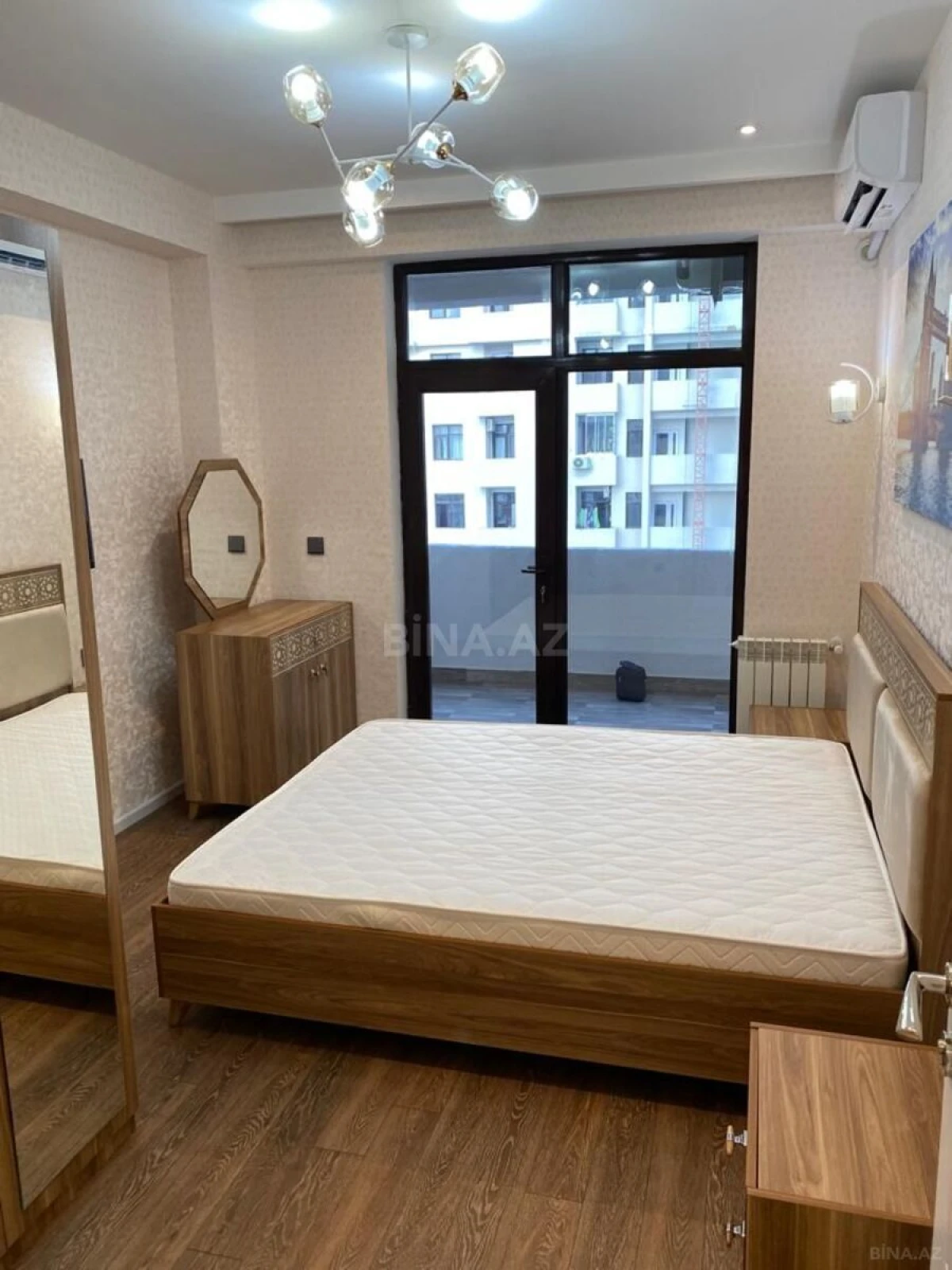 Kirayə verilir 2 otaqlı mənzil 55 m²