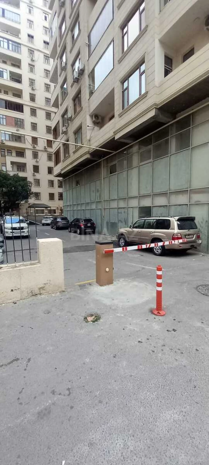 Satılır 3 otaqlı mənzil 150 m²