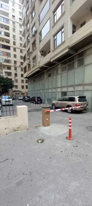 Satılır 3 otaqlı mənzil 150 m²