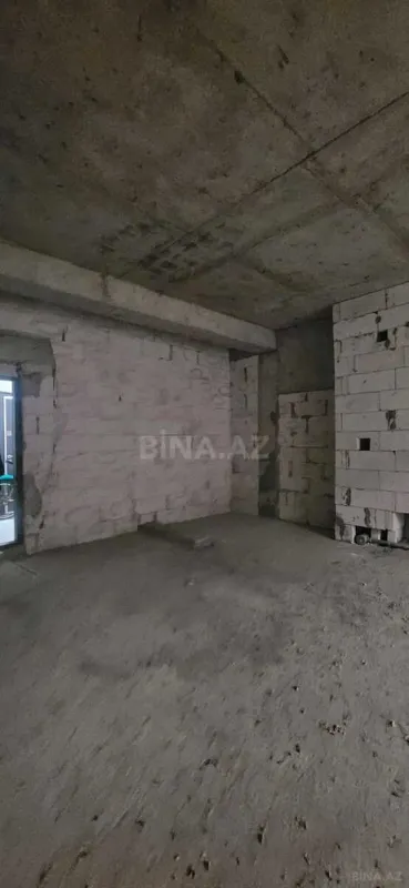 Satılır 4 otaqlı mənzil 170 m²