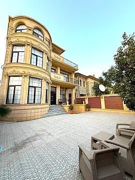 Satılır 9 otaqlı həyət evi 650 m² — Bakı, Səbail 9 otaq 650.00 m²