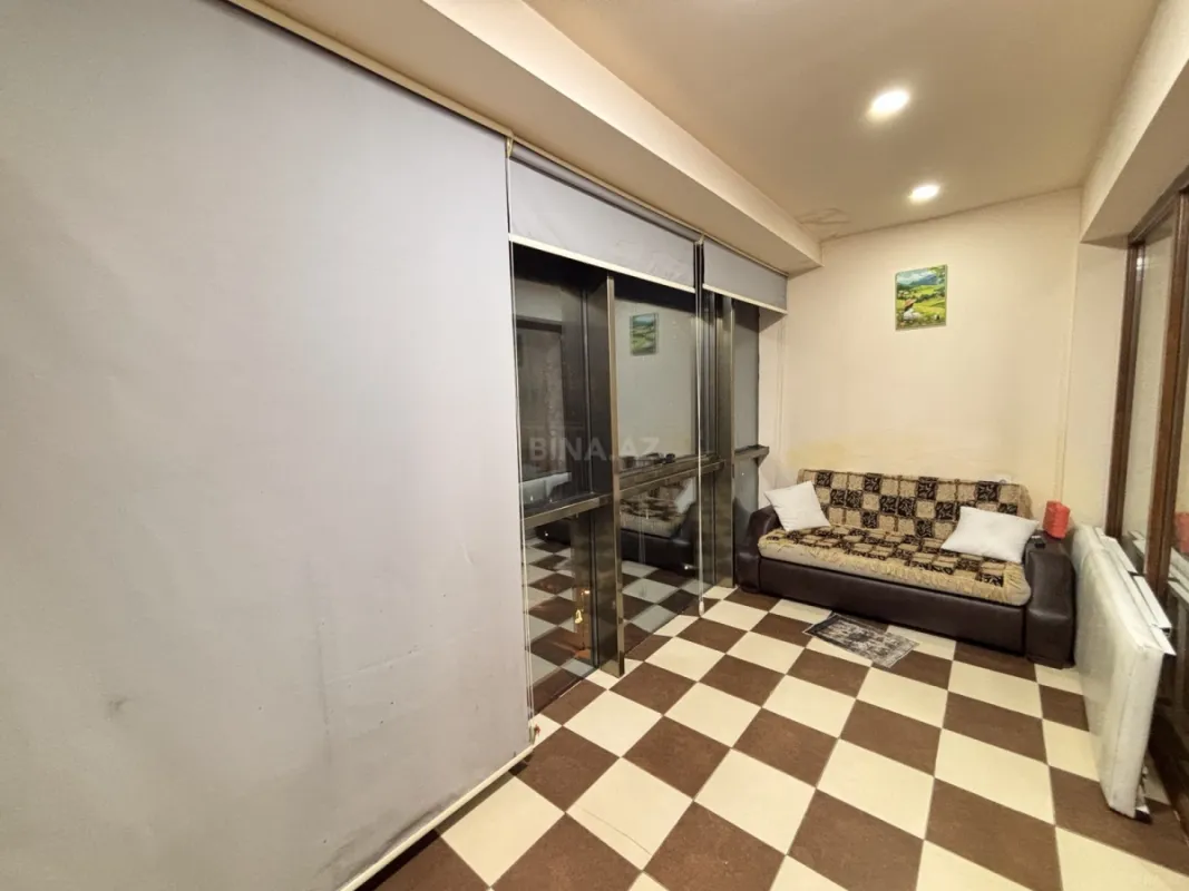 Kirayə verilir 2 otaqlı mənzil 75 m²