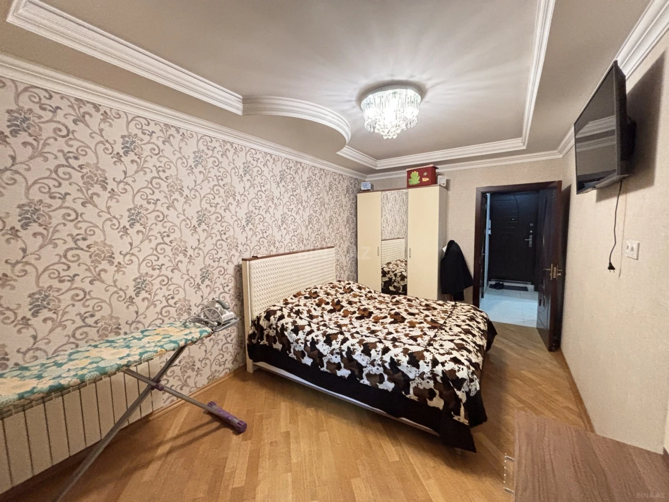 Kirayə verilir 2 otaqlı mənzil 75 m²