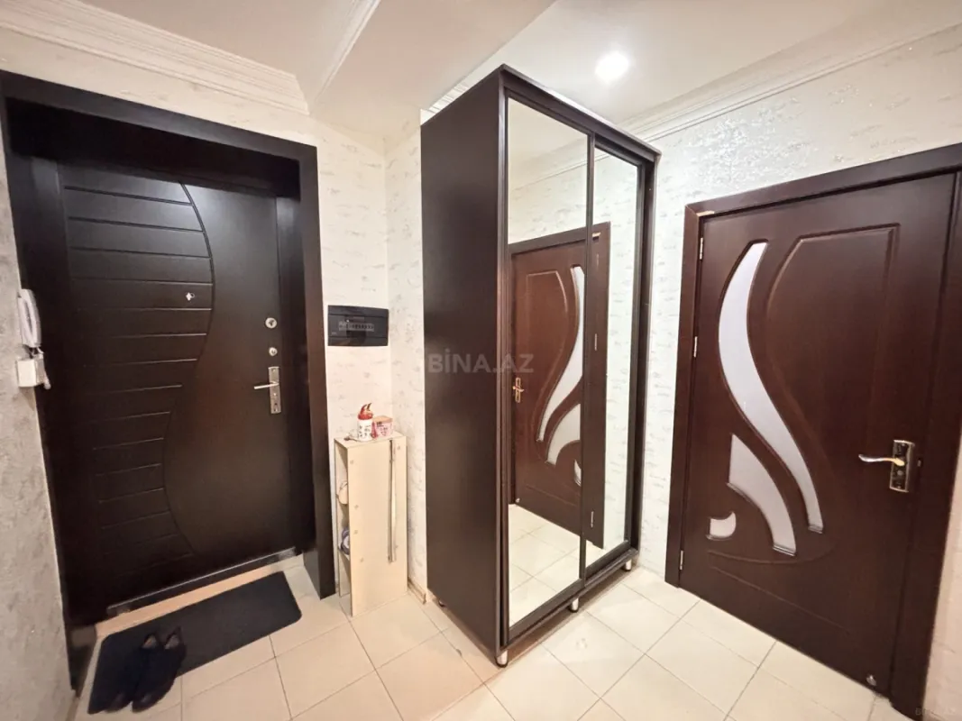 Kirayə verilir 2 otaqlı mənzil 75 m²
