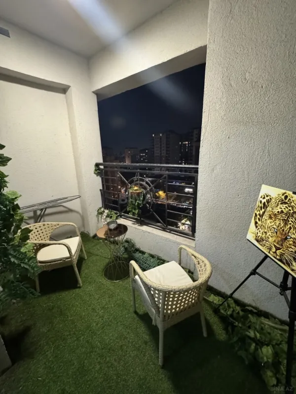 Satılır 4 otaqlı mənzil 158.7 m²