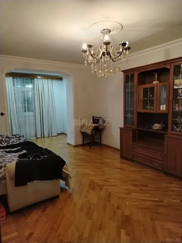 Satılır 3 otaqlı mənzil 70 m²