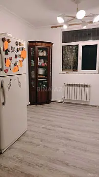 Satılır 5 otaqlı mənzil 117 m²