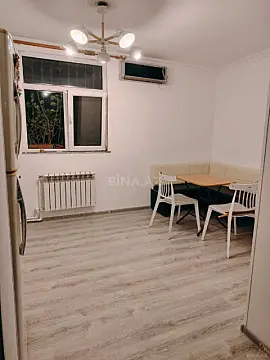 Satılır 5 otaqlı mənzil 117 m²