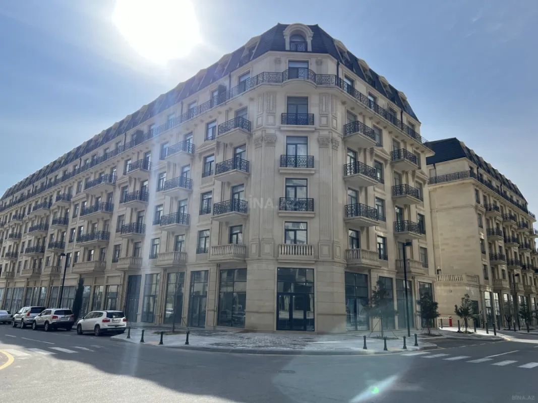 Satılır 3 otaqlı mənzil 117 m²