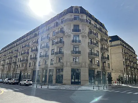 Satılır 3 otaqlı mənzil 117 m²