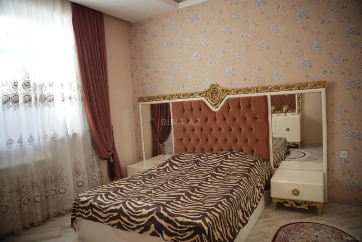 Satılır 7 otaqlı həyət evi 311 m²