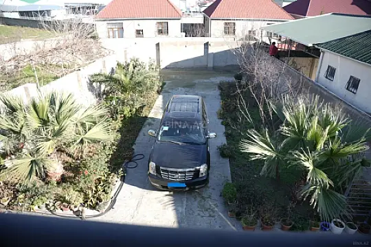 Satılır 7 otaqlı həyət evi 311 m²