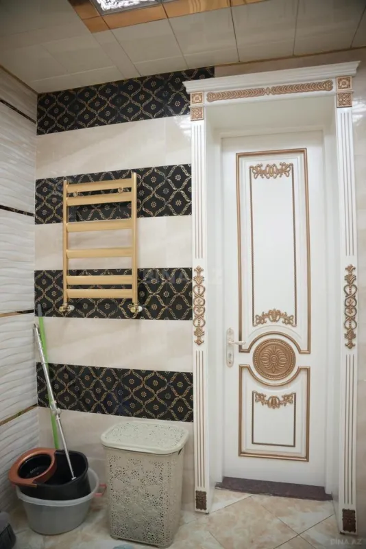 Satılır 7 otaqlı həyət evi 311 m²