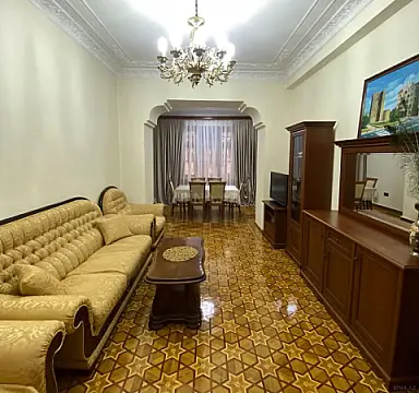 Kirayə verilir 3 otaqlı mənzil 90 m²